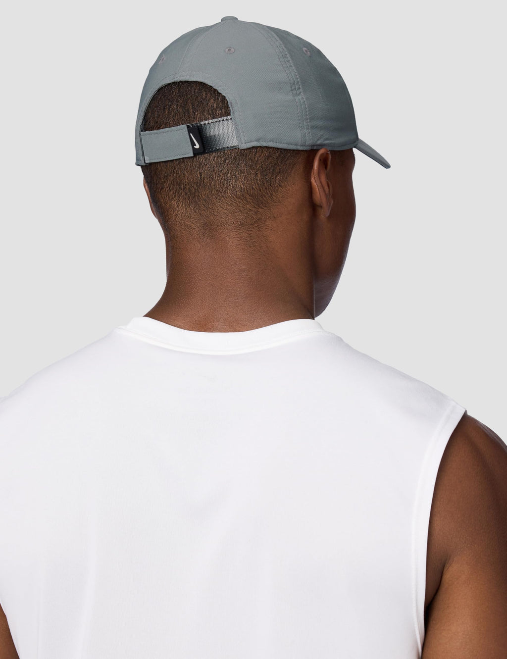 Nike Unisex Adult Dri-FIT Club Structured Swoosh Cap