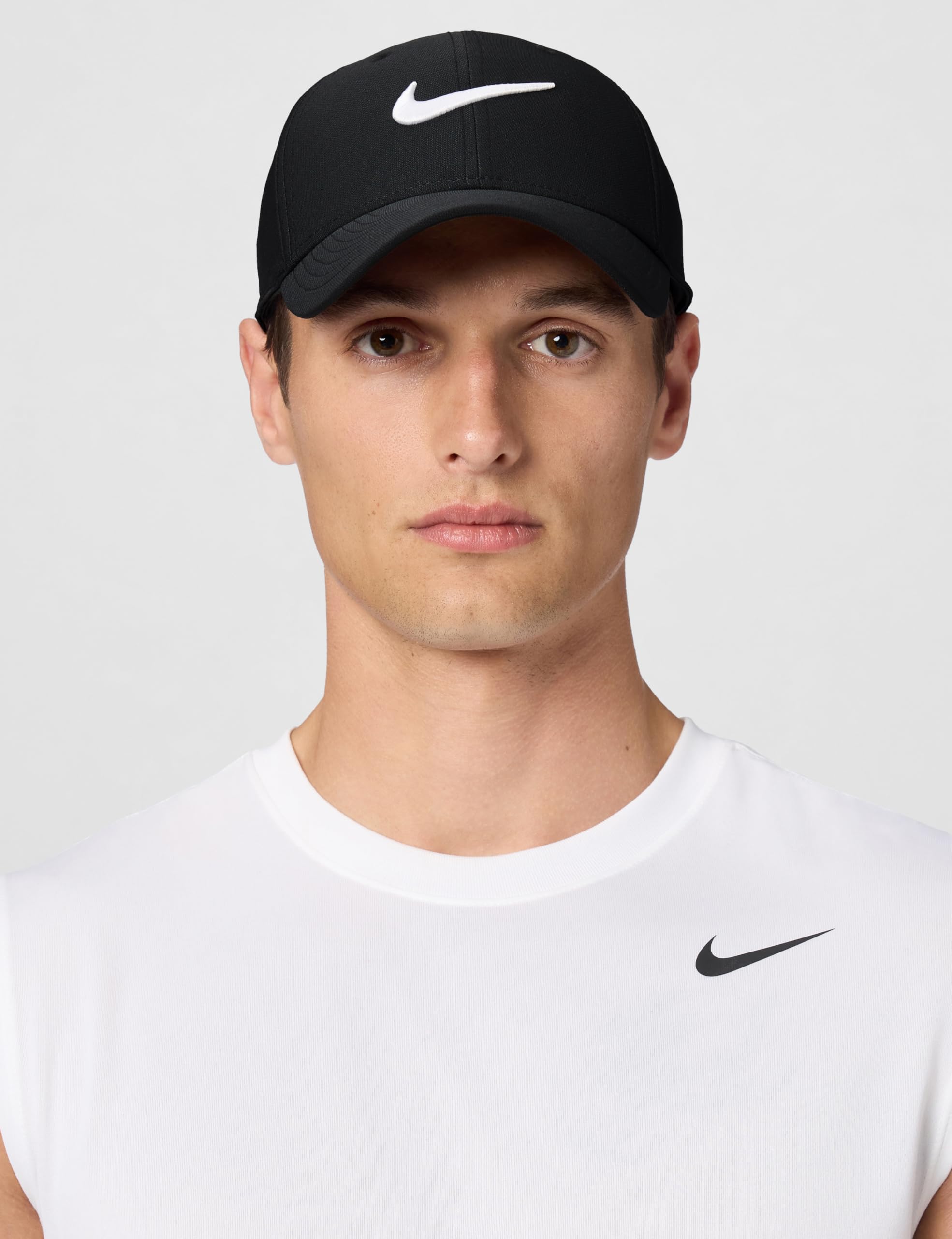 Nike Unisex Adult Dri-FIT Club Structured Swoosh Cap