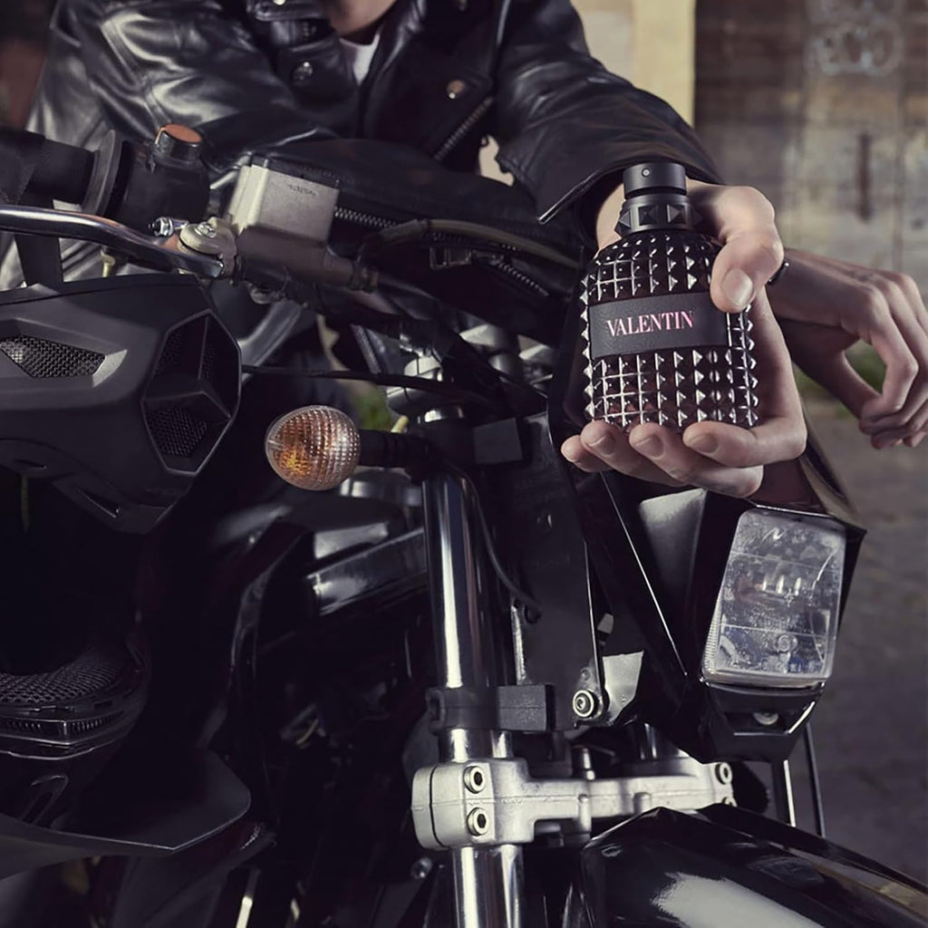 Uomo Born In Roma EDT Spray Men 3.4 oz.