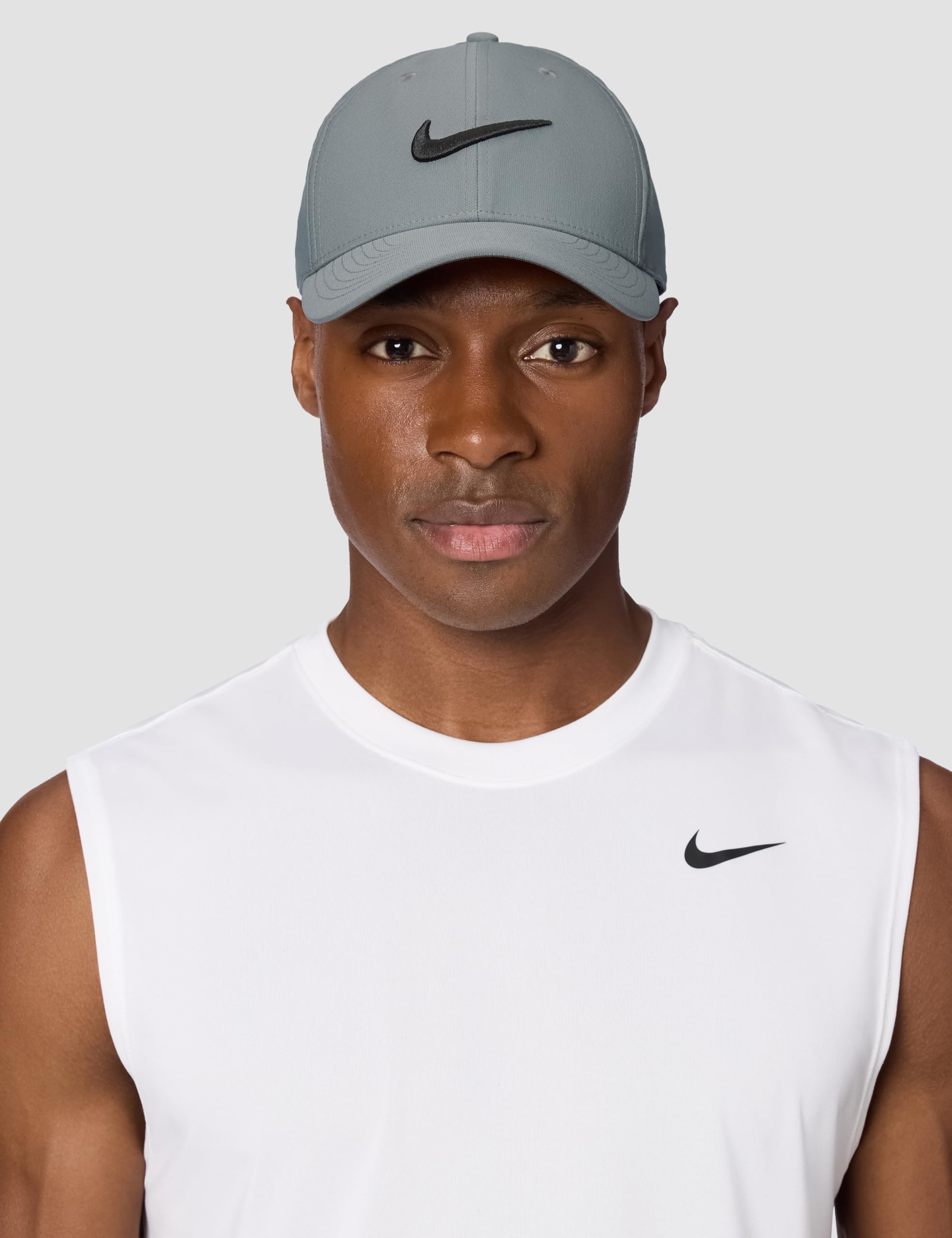 Nike Unisex Adult Dri-FIT Club Structured Swoosh Cap