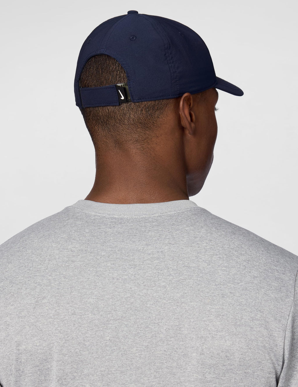 Nike Unisex Adult Dri-FIT Club Structured Swoosh Cap